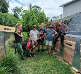 Installation d'un compost collectif au Tampon