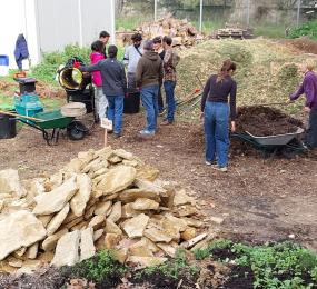 Image de personnes lors d'une formation Guide Composteur