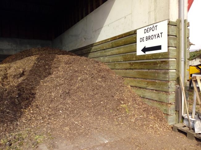 Ambert - Plateforme VALTOM broyat