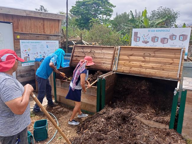 retournement du bac d'apport vers le bac de maturation