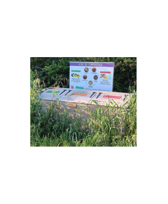 Aire de compostage avec jardin pédagogique et éducation à l'environnement
